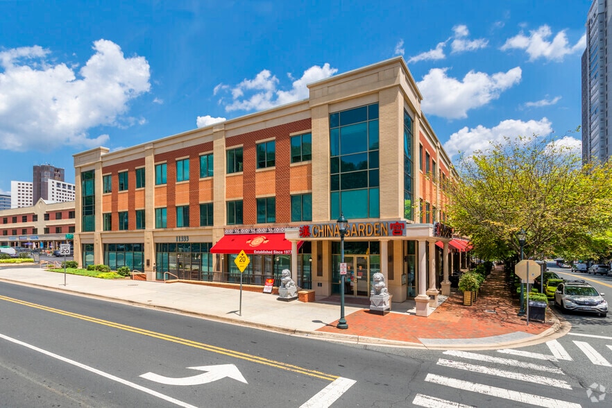 11333 Woodglen Dr, North Bethesda, MD for lease - Building Photo - Image 1 of 3