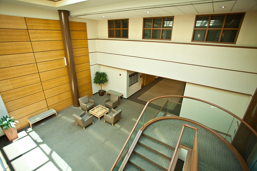 3100 Duraleigh Rd, Raleigh, NC à louer - Photo intérieure - Image 3 de 5