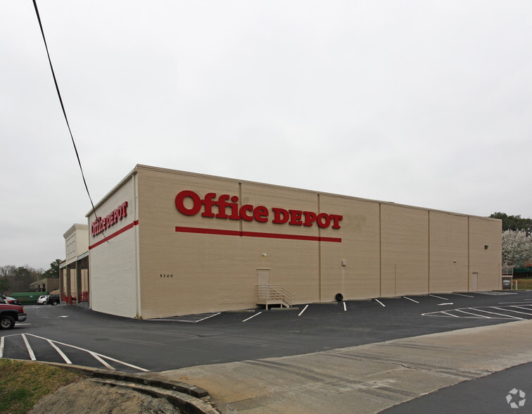 5300 Peachtree Industrial Blvd, Chamblee, GA for sale - Primary Photo - Image 1 of 1