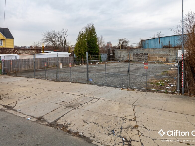 157 - 161 Pacific Ave, Jersey City, NJ à louer - Photo du bâtiment - Image 2 de 3