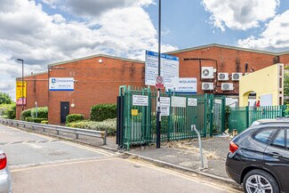Plus de détails pour Tait Rd, Croydon - Industriel à louer