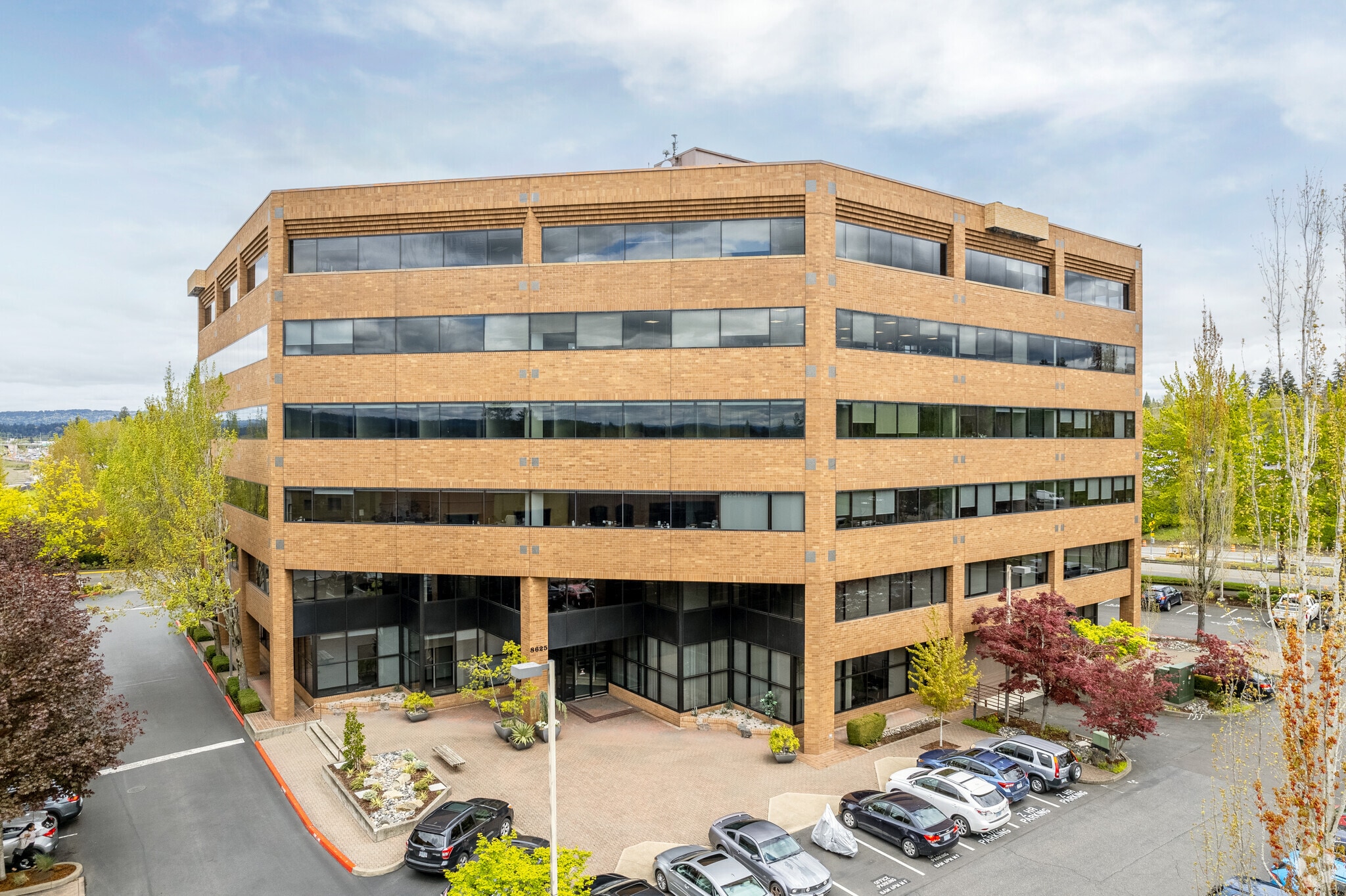 8585-8775 SW Cascade Ave, Beaverton, OR for lease Building Photo- Image 1 of 28