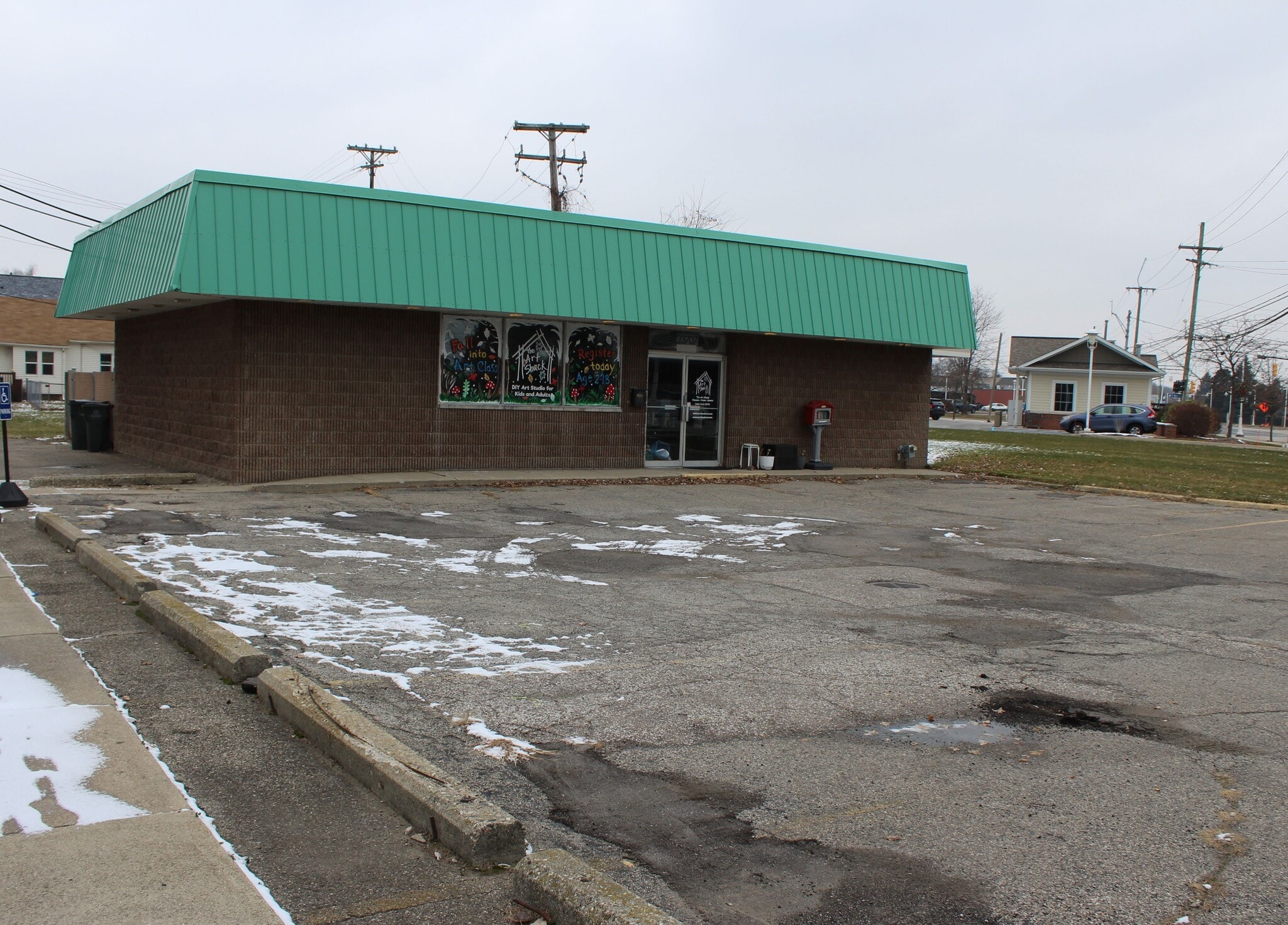 23707 Jefferson Ave, Saint Clair Shores, MI for sale Primary Photo- Image 1 of 8