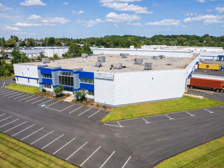 40 Robbie Rd, Avon, MA for lease - Building Photo - Image 2 of 11
