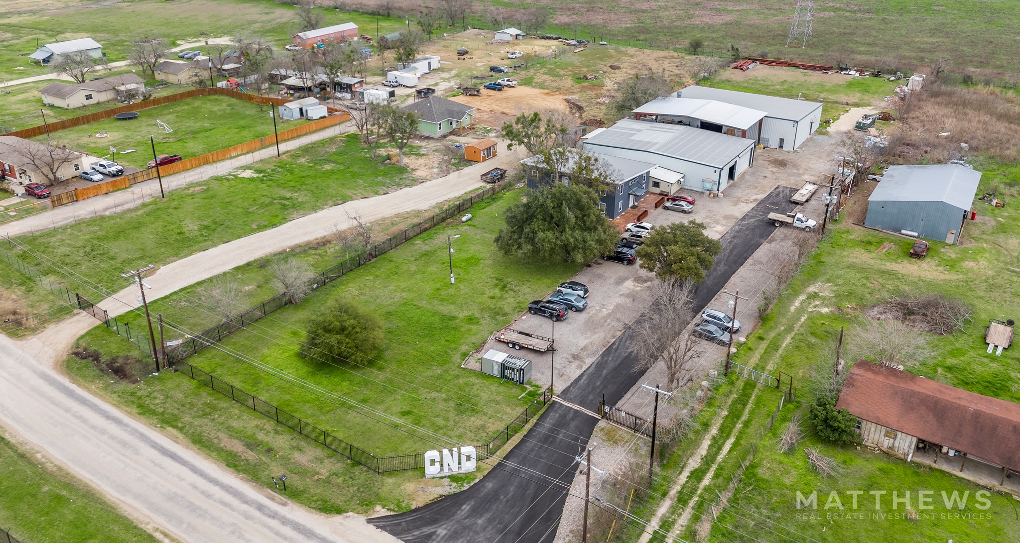 5213 Tucker Hill Ln, Cedar Creek, TX for sale Primary Photo- Image 1 of 5