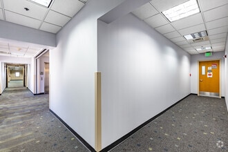 6021 S Rio Grande Ave, Orlando, FL à louer Photo intérieure- Image 2 de 11