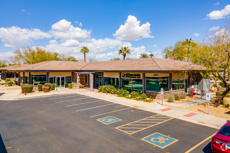 2970 N Litchfield Rd, Goodyear, AZ for lease - Primary Photo - Image 1 of 5