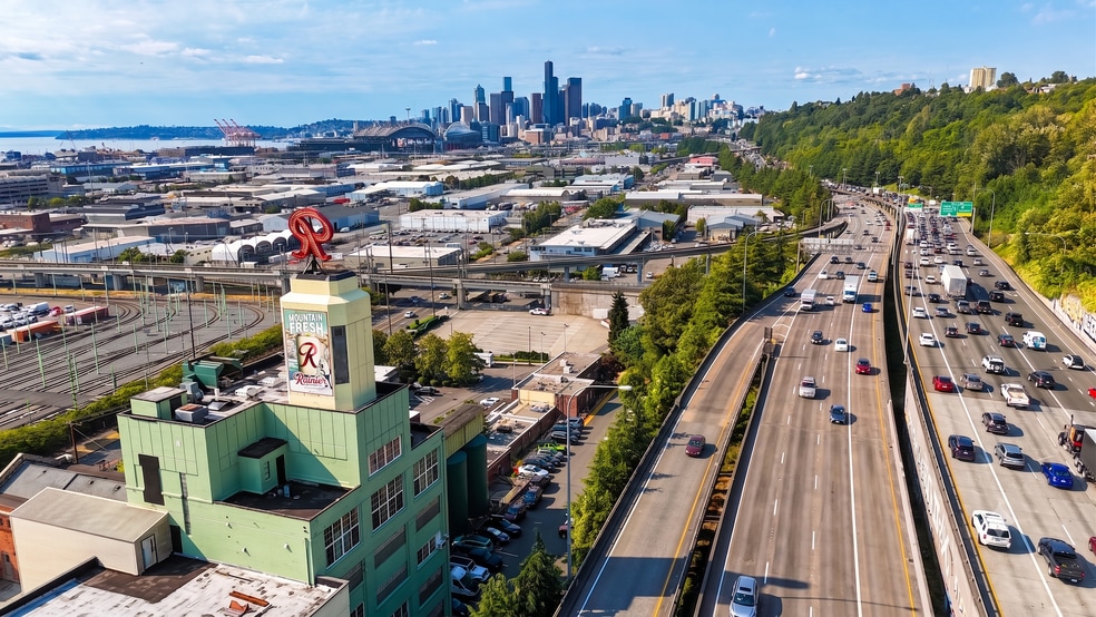 3100 Airport Way S, Seattle, WA à vendre - Photo du bâtiment - Image 2 de 66