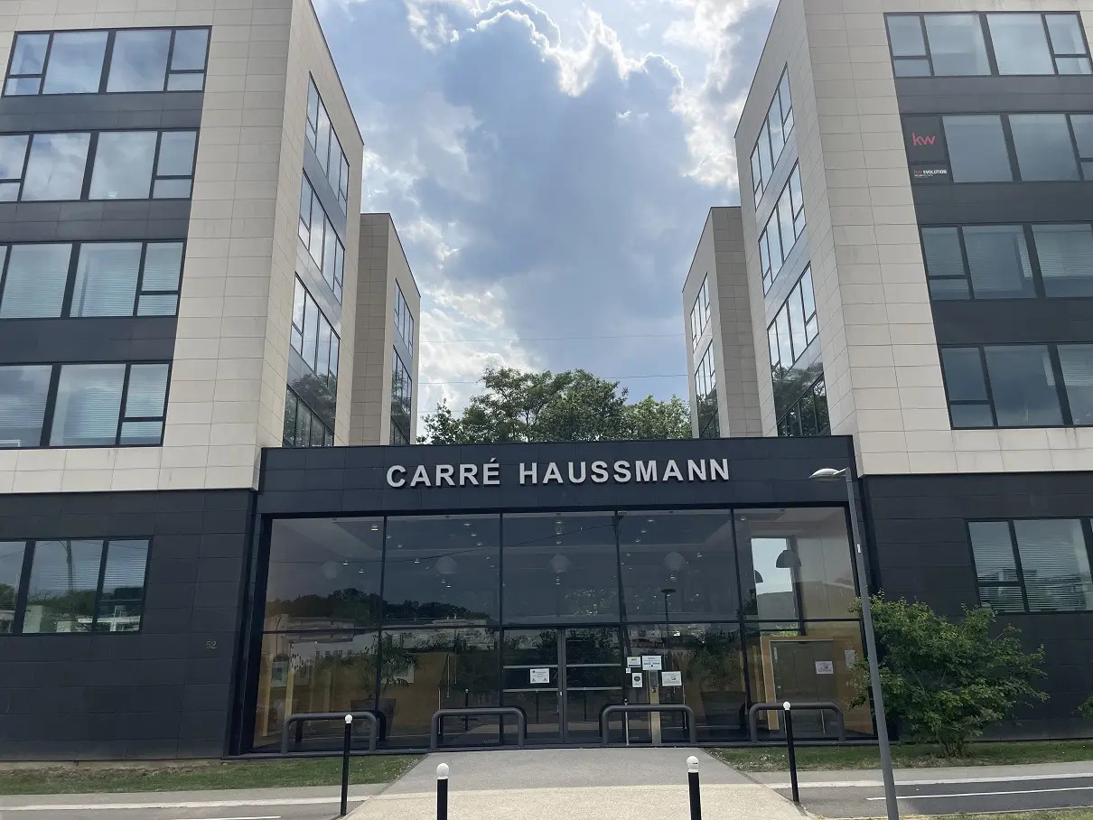 Office in Évry-Courcouronnes for lease Building Photo- Image 1 of 27