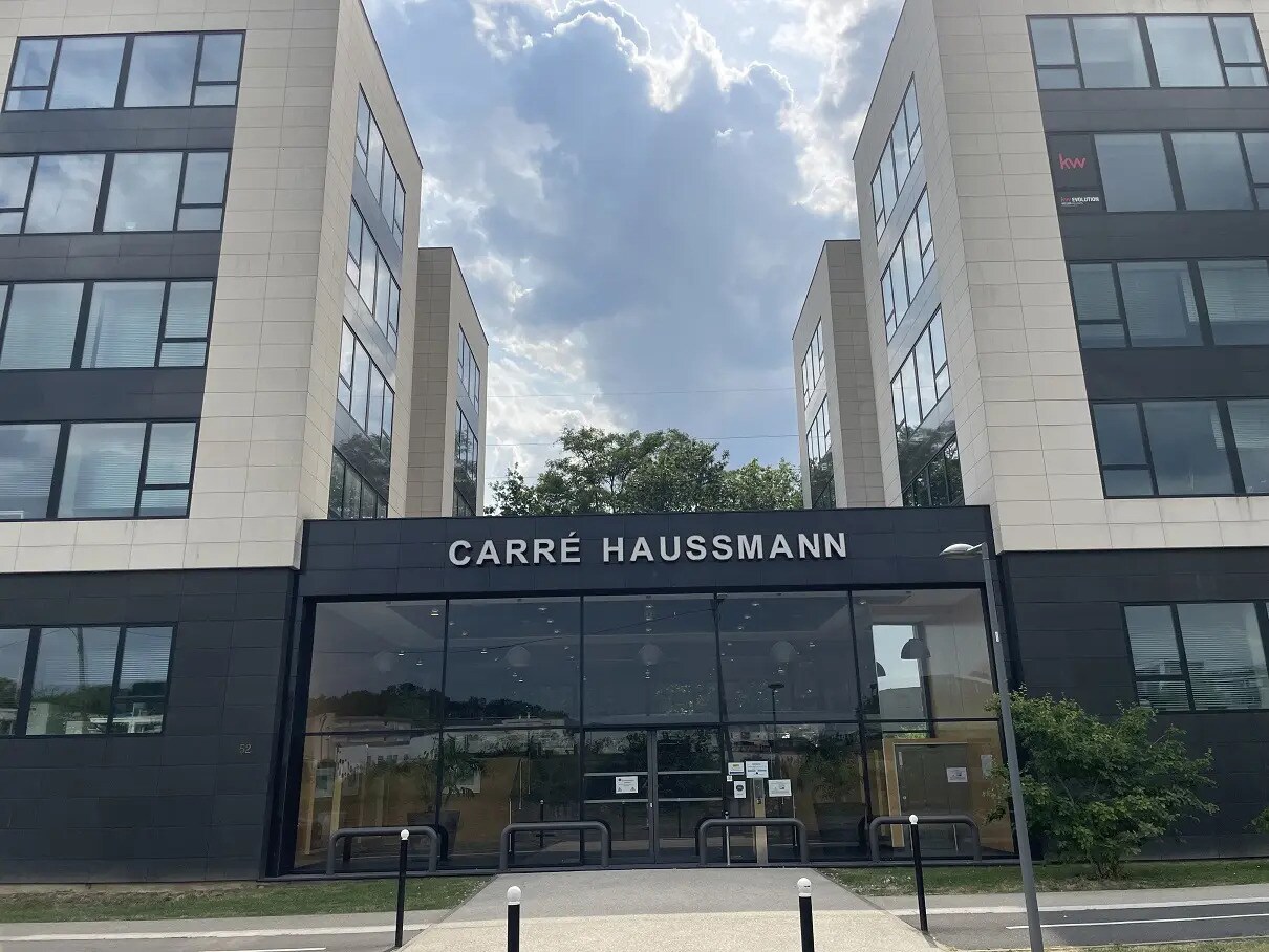 Bureau dans Évry-Courcouronnes à louer Photo du bâtiment- Image 1 de 27