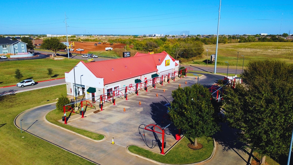 12425 N Pennsylvania Ave, Oklahoma City, OK for lease - Building Photo - Image 3 of 4