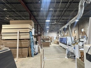 910 N Wellwood Ave, Lindenhurst, NY for lease Interior Photo- Image 2 of 7