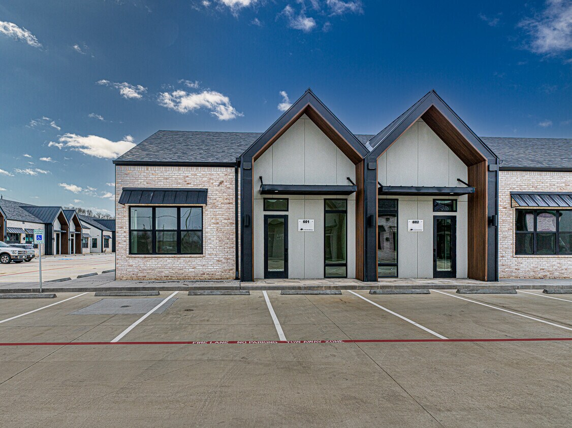 5251 Katy Mills Circle, Katy, TX à vendre Photo principale- Image 1 de 23