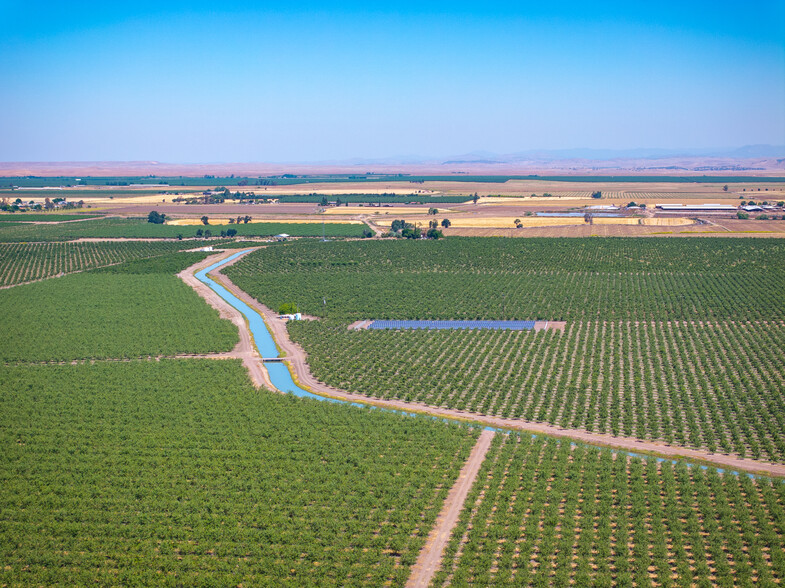 1 S. Cunningham rd, Le Grand, CA for sale - Aerial - Image 3 of 31