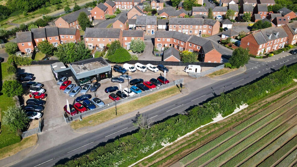 Wellesbourne Rd, Warwick à louer - Photo du bâtiment - Image 1 de 14