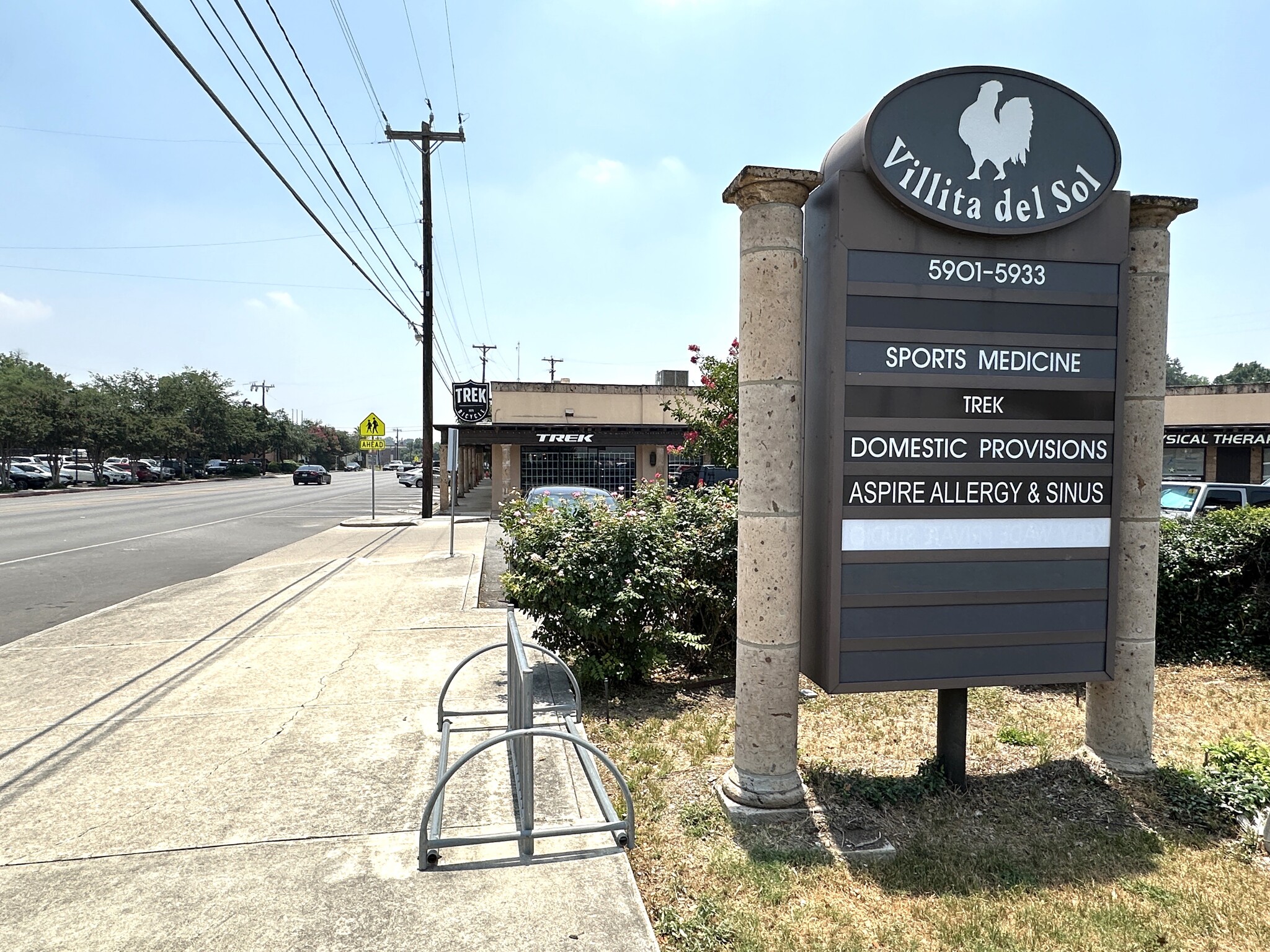 5901-5933 Broadway St, San Antonio, TX à louer Photo du bâtiment- Image 1 de 5