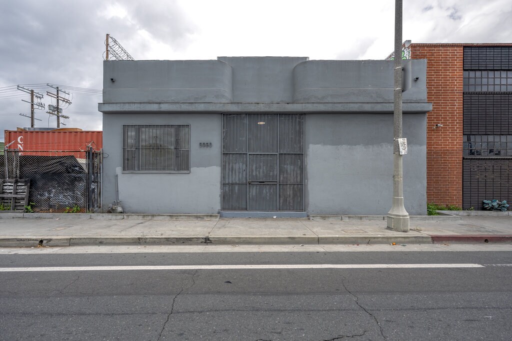 5060 W Jefferson Blvd, Los Angeles, CA for sale Primary Photo- Image 1 of 1