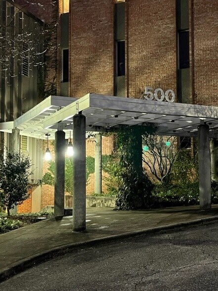 500 Office Park Dr, Birmingham, AL à vendre - Photo du bâtiment - Image 3 de 10