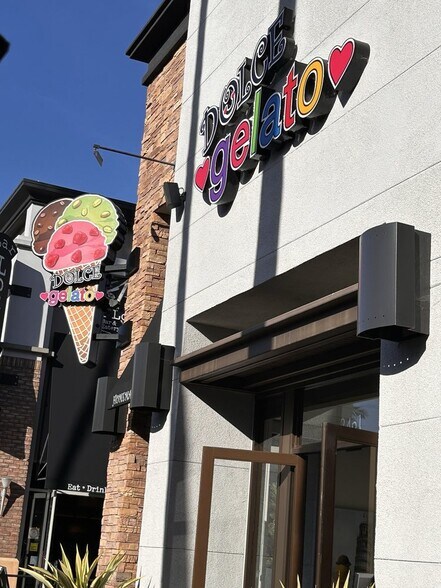 2201-2895 Park Ave, Tustin, CA à louer - Photo du bâtiment - Image 3 de 32