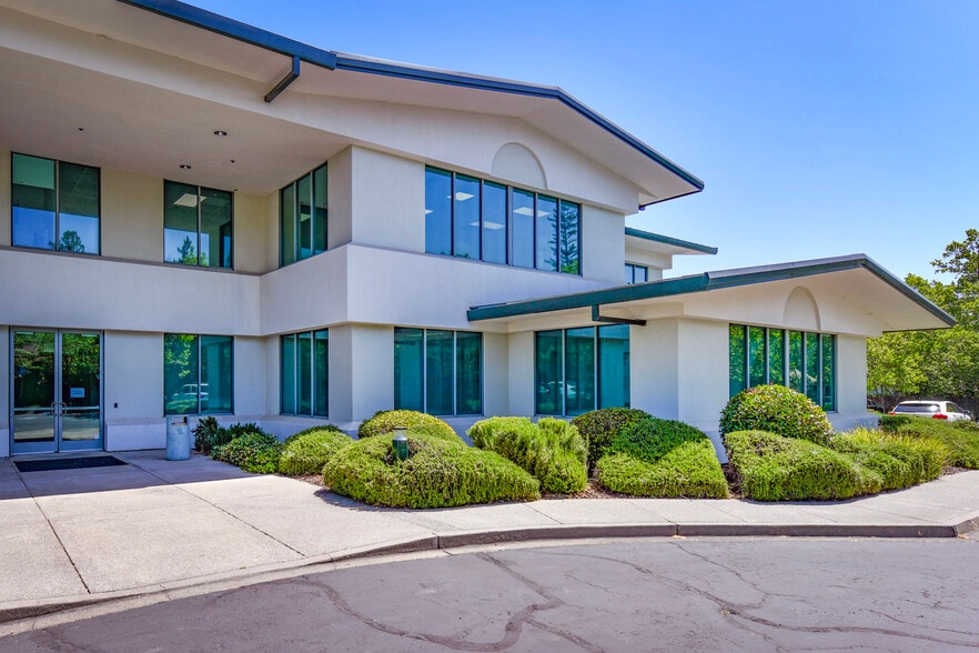 899 Adams St, Saint Helena, CA for lease - Building Photo - Image 1 of 15