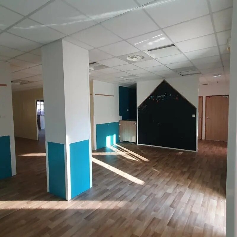 Office in Grenoble for lease Primary Photo- Image 1 of 19