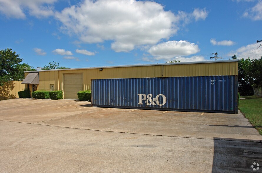 1500 S I 35, Lancaster, TX for sale - Building Photo - Image 3 of 7