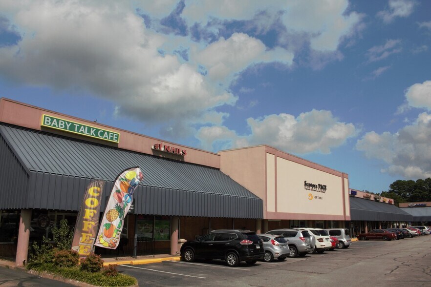 5700 Churchland Blvd, Portsmouth, VA à louer - Photo du bâtiment - Image 2 de 6