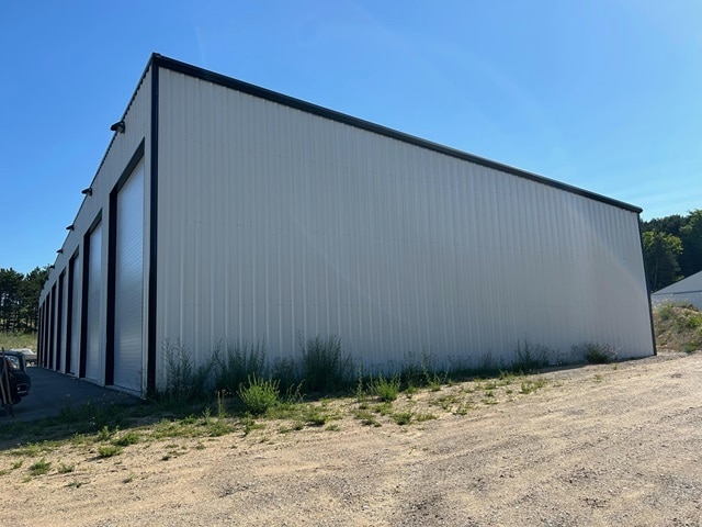 8597 Bingham Rd, Traverse City, MI 49684 - Unité 4 - - Photo intérieure - Image 2 of 8