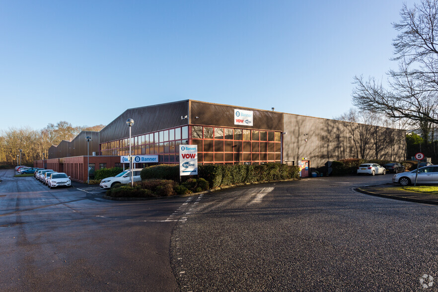 19-22 Bilton Rd, Basingstoke for lease - Building Photo - Image 2 of 3