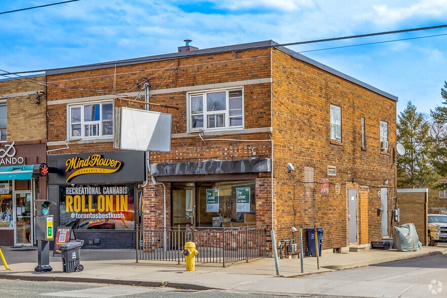1489-1491 Bayview Ave, Toronto, ON for lease - Primary Photo - Image 1 of 3