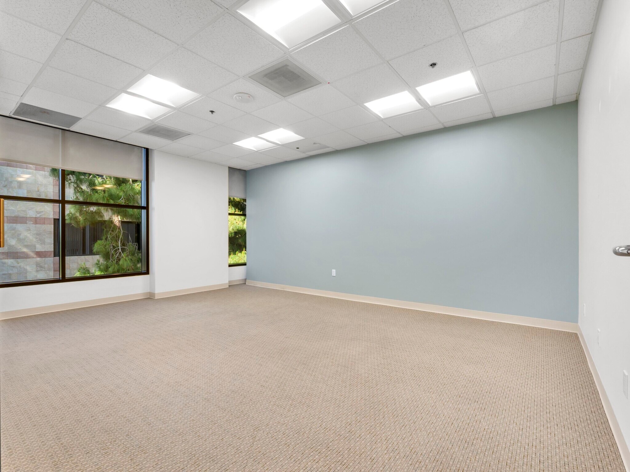 3636 Nobel Dr, San Diego, CA for lease Interior Photo- Image 1 of 6