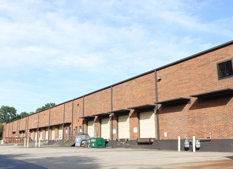 4300 Highlands Pky SE, Smyrna, GA for lease - Building Photo - Image 3 of 7