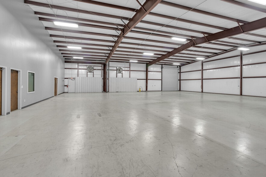 2418 N Frazier, Conroe, TX à louer - Photo intérieure - Image 3 de 31