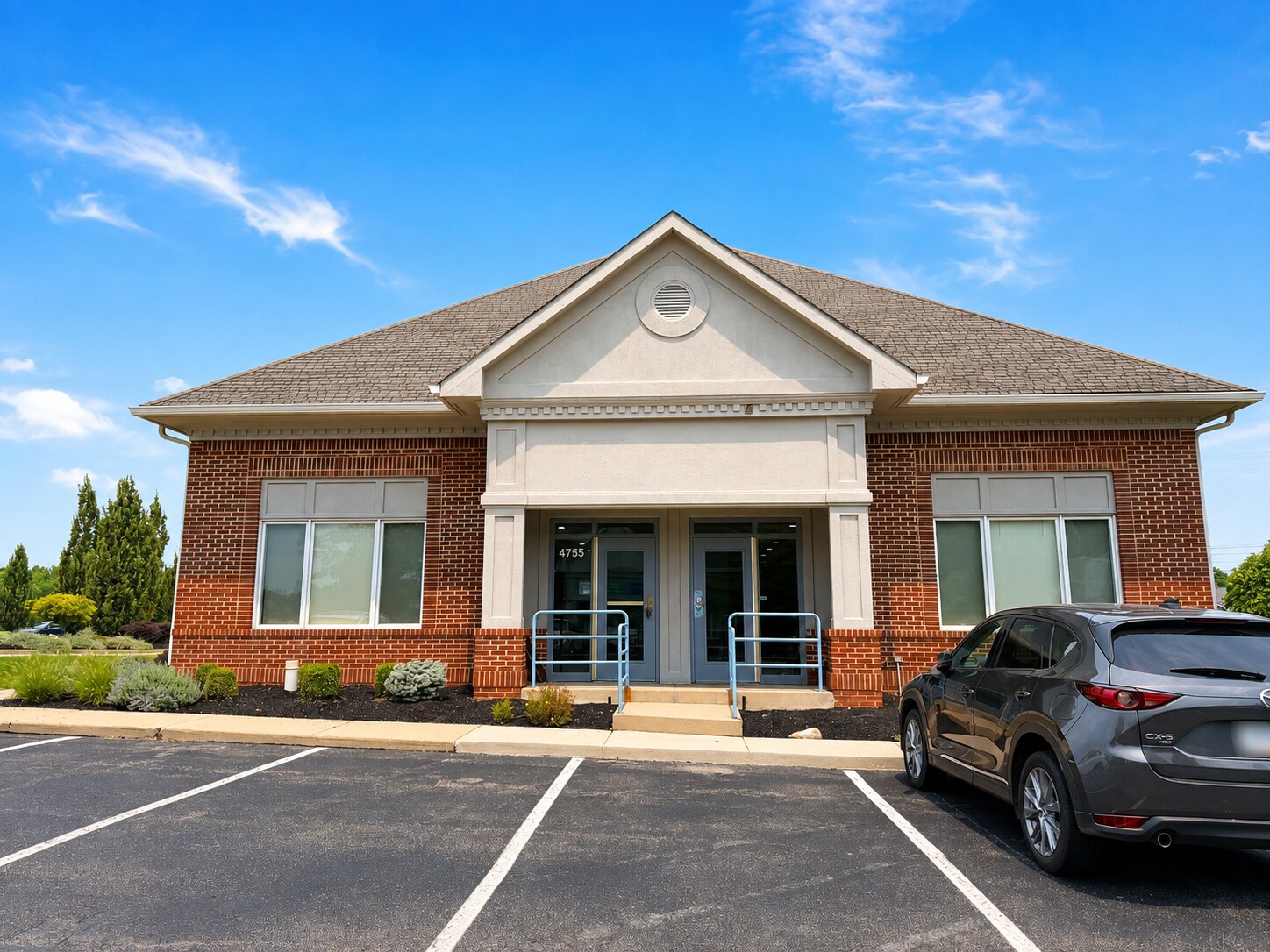 4755 Statesmen Dr, Indianapolis, IN à louer Photo du bâtiment- Image 1 de 14