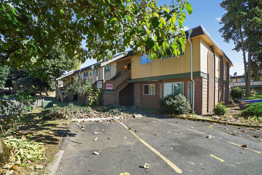 6405 NE Hazel Dell Ave, Vancouver, WA à vendre - Photo du bâtiment - Image 3 de 16