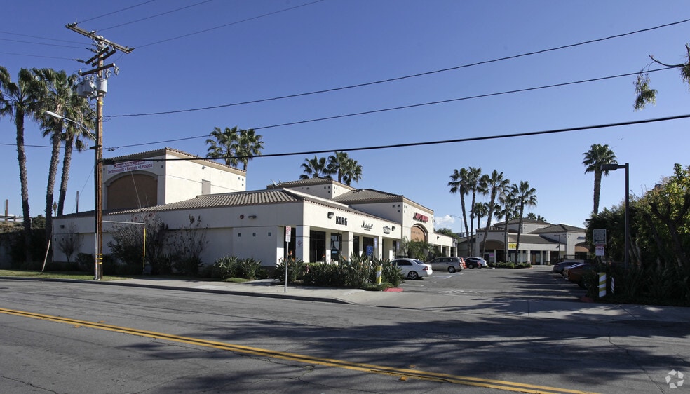 14051-14061 Newport Ave, Tustin, CA for lease - Building Photo - Image 2 of 5