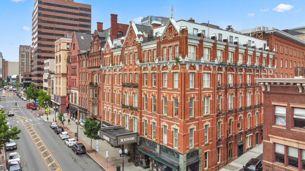 76 N Pearl St, Albany, NY à louer - Photo du bâtiment - Image 3 de 57