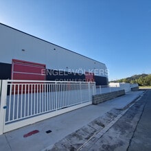 Industriel dans Montornès del Vallès, Barcelona à louer Photo intérieure- Image 2 de 21