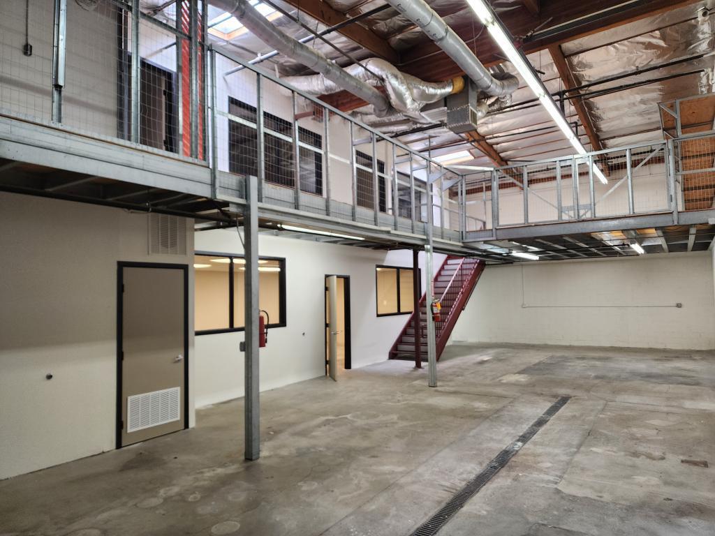 1933 W 11th St, Upland, CA for lease Interior Photo- Image 1 of 16