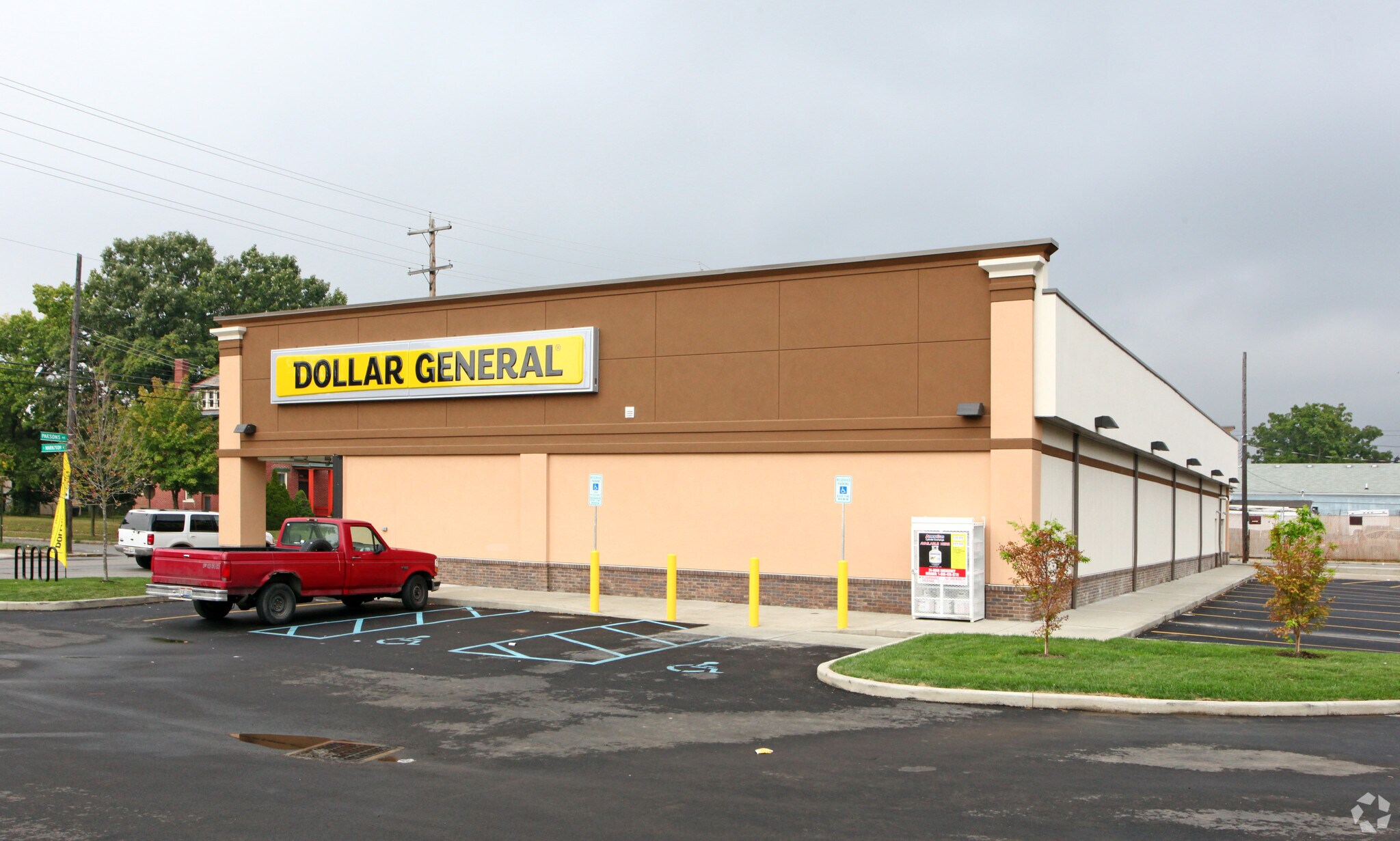1596 S Parsons Ave, Columbus, OH for lease Primary Photo- Image 1 of 11