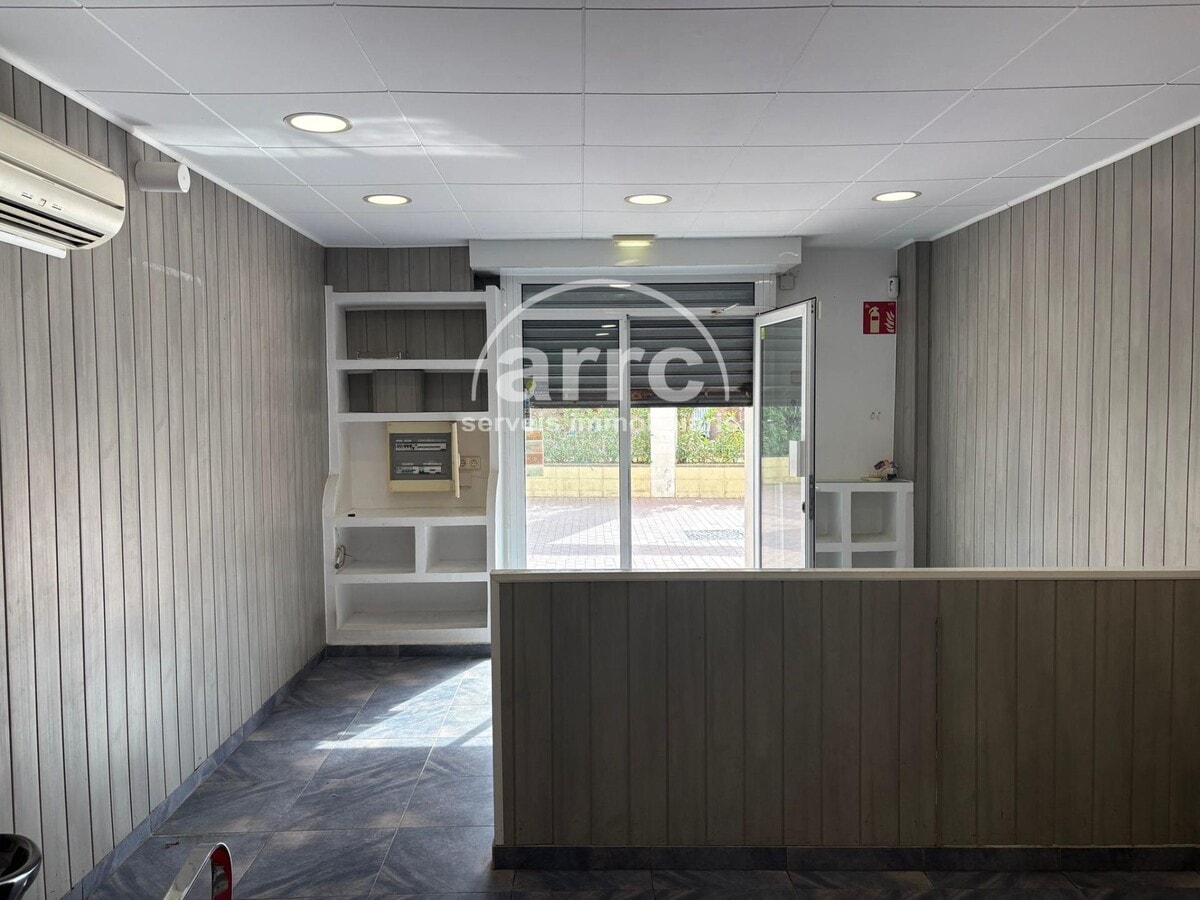 Premià de Mar, BAR 08330 - Unit Pta. 01 -  - Interior Photo - Image 2 of 16