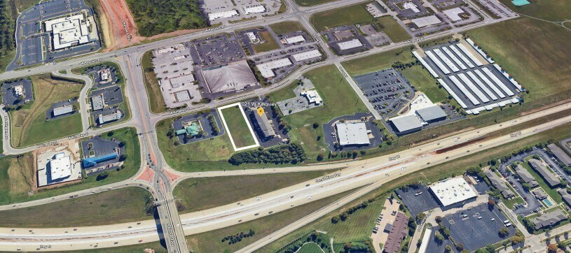 2021 W Kingsley, Springfield, MO à vendre - Photo du bâtiment - Image 3 de 8