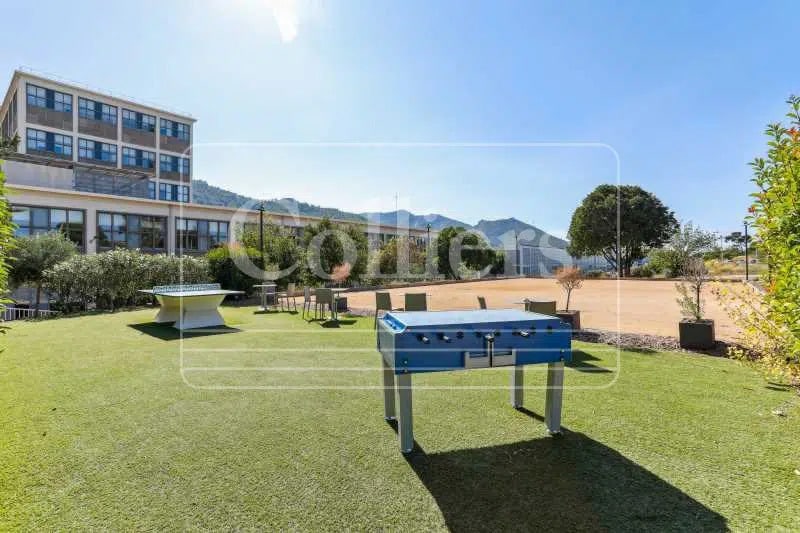 Office in Marseille for lease - Building Photo - Image 3 of 14