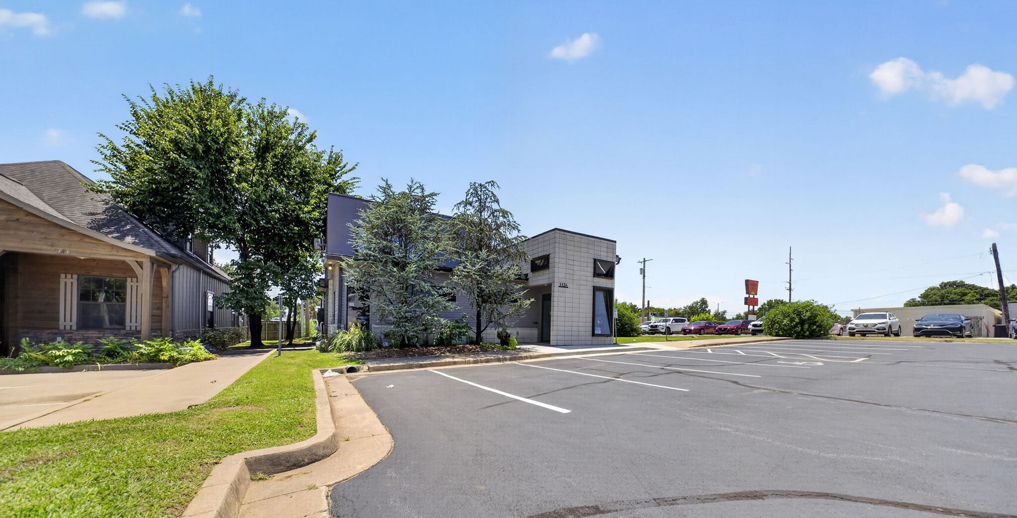 3326 E 27th Pl S, Tulsa, OK for lease Building Photo- Image 1 of 32