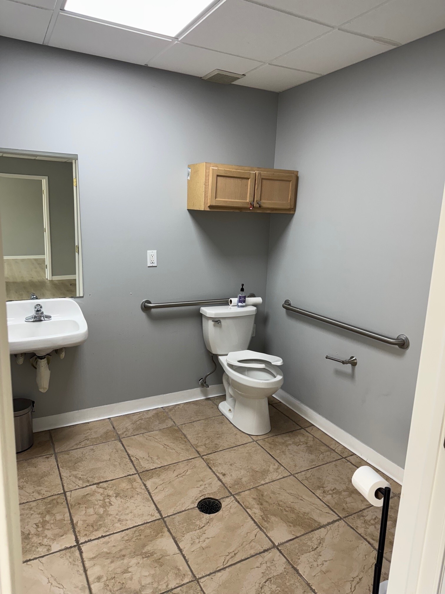 13417-13423 W Star Dr, Shelby Township, MI for lease Building Photo- Image 1 of 4