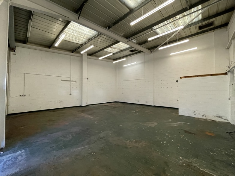 Sands Rd, Newcastle Upon Tyne for lease - Interior Photo - Image 2 of 9