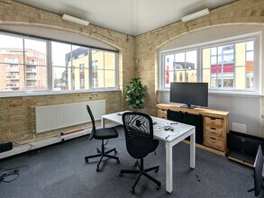 Purbeck Rd, Cambridge à louer Photo du bâtiment- Image 2 de 7