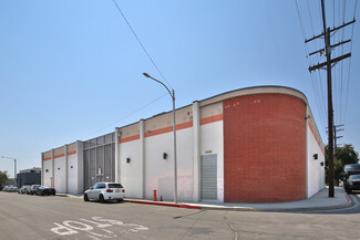 Plus de détails pour 3099 N California St, Burbank, CA - Industriel/Logistique à louer