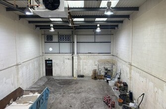 541 Blandford Rd, Poole for lease Interior Photo- Image 2 of 2