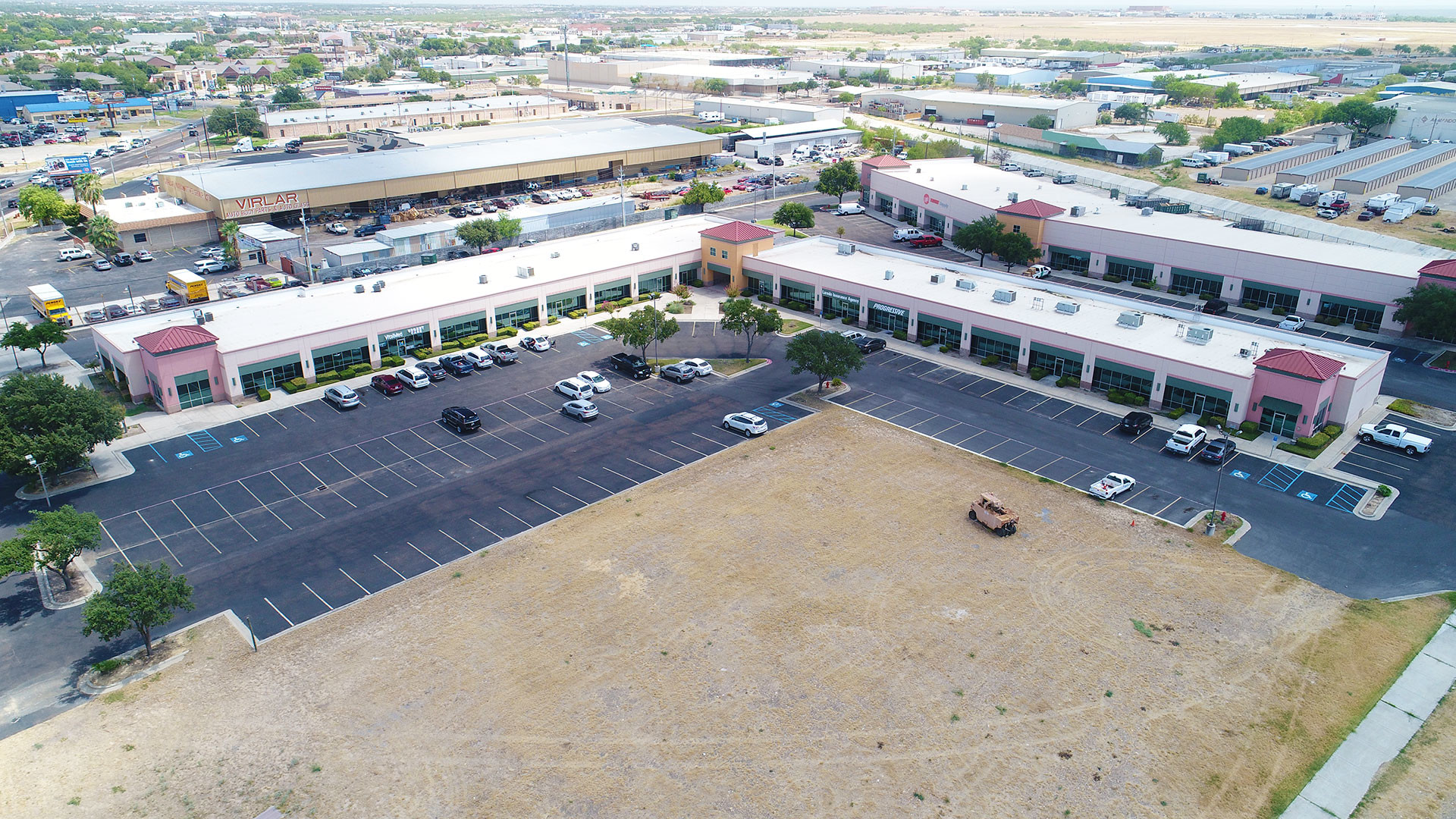 5711 McPherson Rd, Laredo, TX for lease Building Photo- Image 1 of 5